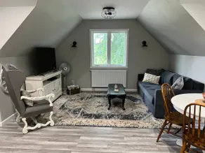 Cannon Valley Lucky Day Farm - Farmhouse Loft - Image 5