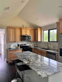 Peaceful Country Retreat Near COTA, Tesla & Austin - Image 2