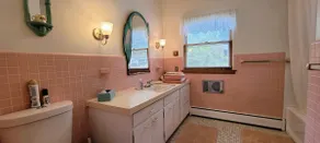 3 Bedroom 2 Bath Vacation House Overlooking Lake - Image 5