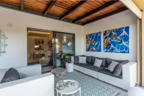 Charming apartment with large sunny balcony - Image 5