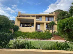 The Cozy Coleman | Luxury Hartbeespoort House - Image 2