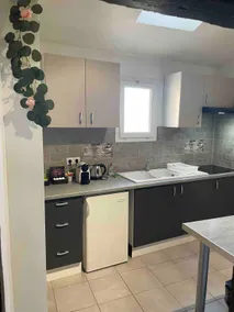 Charming house in a great location, downtown - Image 4