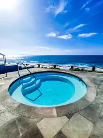 front beach lux apt 2br w/ac/parking/elevator/pool - Image 2