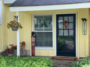 Beautiful Historic Farmsuite in the Manistee National Forest - Image 2
