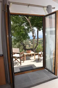 Philip's Holiday House - Image 5