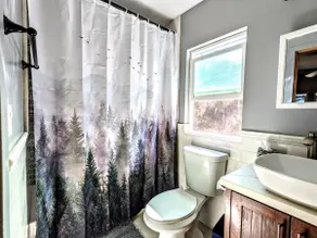 #4Falcon's Chalet-Cabin W/Fireplace & Amazing View - Image 3