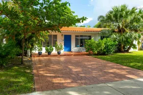 Design Oasis near Beach & Gulfstream. Patio, Games - Image 2