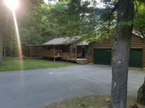 The Lakes Region Log Cabin - Image 2