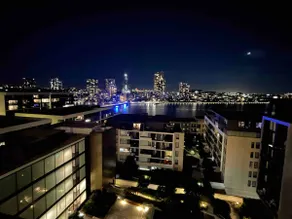 Waterfront City View Apt near Sydney Olympic Park - Image 5