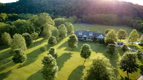 3 Bedroom Apt w/ Saltwater Pool on Country Estate - Image 5