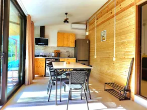 House&Yard Hellen 150m to beach - Image 5