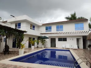 A country mansion with security near Cartagena - Image 2