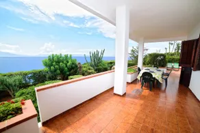 Villa Linda, Exceptional Sea-view - Image 3
