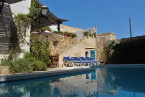 Charming, 300 year old traditional Farmhouse with private pool - Image 3