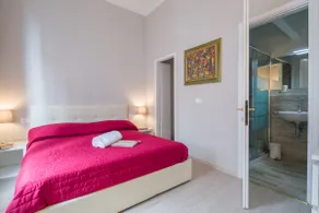 Beccaria Luxury Suite - Image 4