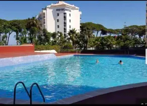 Ocean Views + Pool + 10m of beach + PortAventura - Image 2