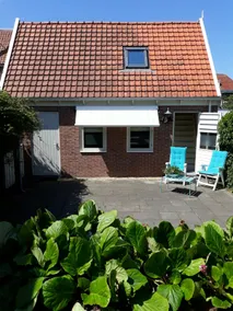 Compact holiday home in the center of Schagen - Image 3