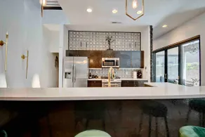Sleeps 15! Luxury glam 3000 ft.² home. - Image 4