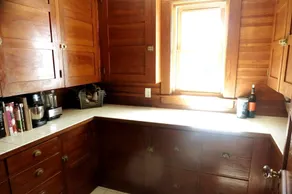 Family & Dog Friendly Roomy Colonial - Image 4