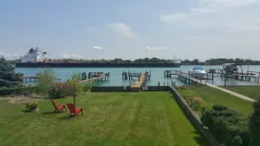 Ship Watcher's Paradise on the St. Clair River - Image 3