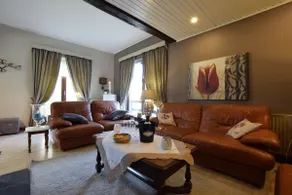 Cozy Family Holiday Home - Image 2