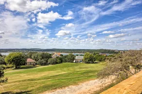 Endless Summer*Lake access, Park, gym*sleeps 8-10* - Image 2