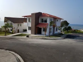 Private pool + ocean view | House for 10 people - Image 2