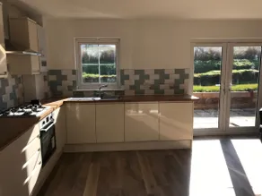 No1. Yarmouth Country Cottages - Image 4