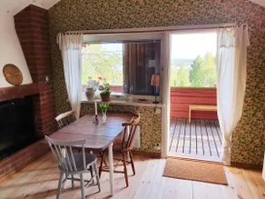Cabin with spectacular lake view - Image 4