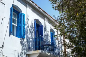 Traditional House # Sarantos Residence - Image 5