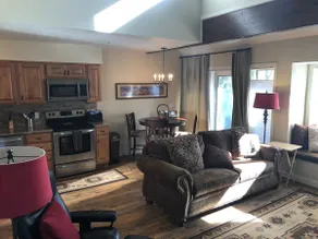 Spacious Condo Minutes Drive from Snowbasin Resort - Image 4
