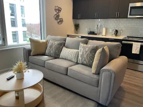 NEW One Bedroom McLean Metro - Image 4