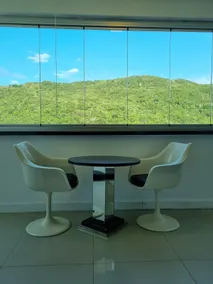Apartment with a view of the woods • AC • Wi-Fi • Beach Exit • Swimming pool - Image 4