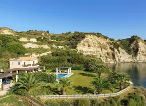 Villa Anna Maria Rock Beach Pure Luxury - Image 4