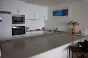 One bedroom Sub Penthouse - Image 5