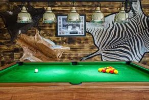 Hart Lodge Luxury home, Hottub Sauna & Games bar - Image 3
