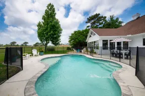 Golf, Sunsets, Beach Great for families, sleeps 10 - Image 3