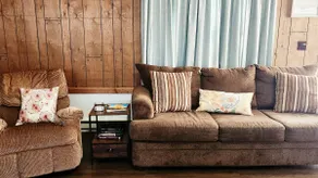 Hilly Hideaway 7mi to Stadium Cozy, Rural Location - Image 2