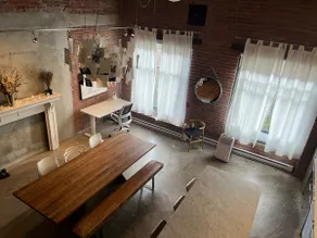2 level designer loft in Gastown heritage building - Image 5