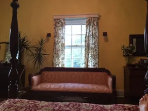 The Peete House and Garden- Entire House - Image 2