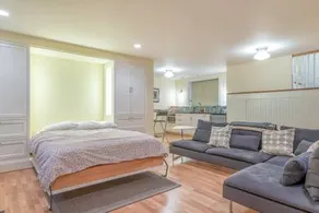 Beautiful Remodeled Apartment - Image 3