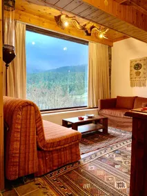 Elati's traditional and cosy home - Image 5