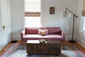 Boutique Bungalow, historic downtown Cleveland - Image 4
