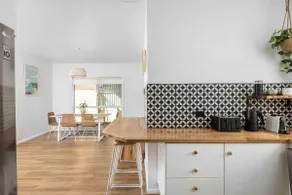 Stylish family friendly oasis - Lette @ Corlette - Image 5