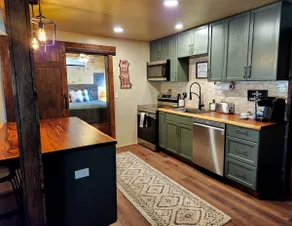 *Toasty Timbers|Midtown-1Mile|Updated|Yard - Image 4