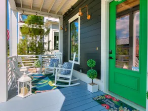 Golf Cart Included + Enclosed Turf Yard - Image 4