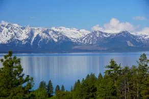 TAHOE Air Conditioned+Epic Views+ HotTub +Peloton - Image 2