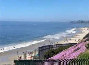 Coastal Getaway - A Wave From It All - Image 5