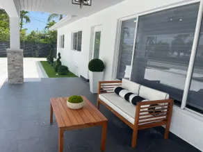 Miami Paradise Westchester * Heated Pool* - Image 4