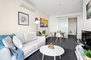 Orianna - Stylish Designer Pad *WiFi Park Gym Pool - Image 2